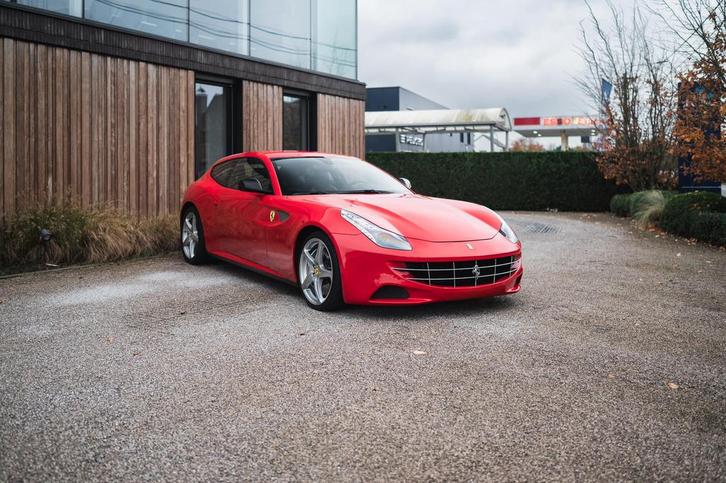 Pack Carbone Ferrari FF 6.3 V12 2011 Rouge, Autos, Ferrari, Entreprise, Achat, FF, Essence, Euro 5, Coupé, 2 portes, Automatique