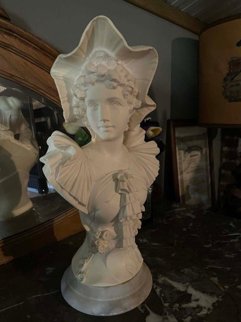 Femme au buste épais, Enlèvement, Buste, 20 - 50 cm, Femme