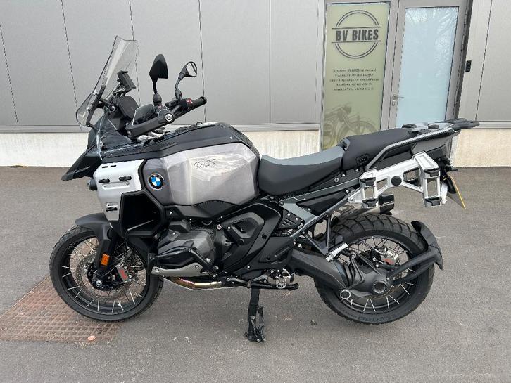 BMW R1300GS Adventure--Akrapovic--BTW Motor, Motoren, Motoren | BMW, Bedrijf, Sport, Ophalen