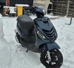 Piaggio zip 70cc 2takt B [met begrenzer afstandbediening], Fietsen en Brommers, Scooters | Piaggio, Ophalen, Zip