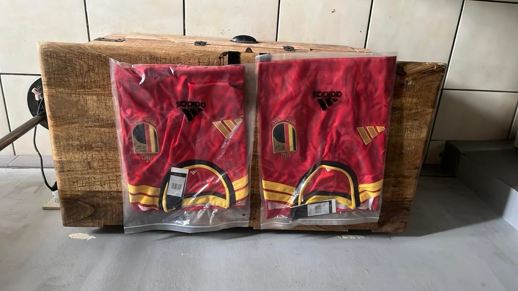 Maillot diable rouge, Enlèvement ou Envoi, Comme neuf, Rouge