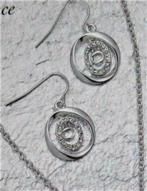 AVON :les boucles d'oreilles "Tatyana", Enlèvement, Neuf, Argent, Argent