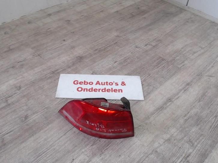 FEU ARRIÈRE GAUCHE Volkswagen Passat Variant (365), Autos : Pièces & Accessoires, Éclairage, Volkswagen, Utilisé