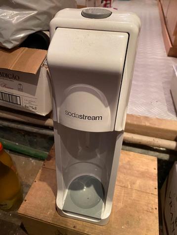 Machine à eau gazeuse Sodastream 