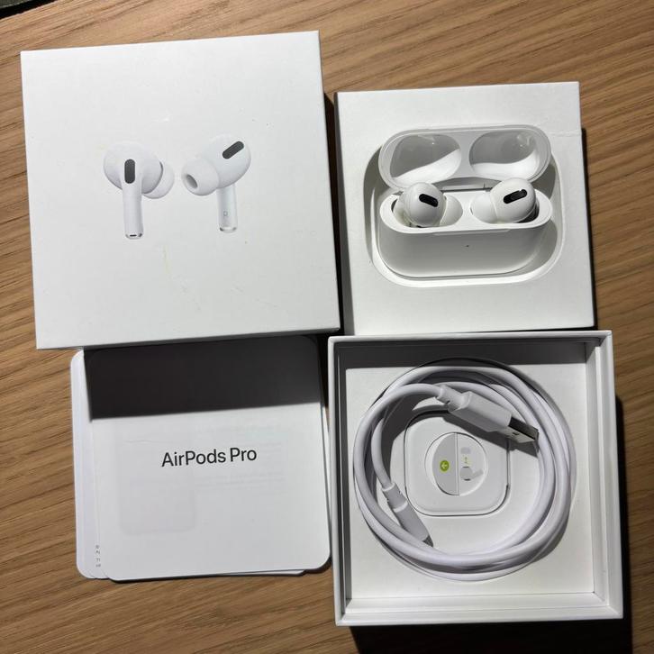 Originele Apple AirPods Pro in nikkelconditie, Telecommunicatie, Mobiele telefoons | Oordopjes, Zo goed als nieuw, Ophalen of Verzenden