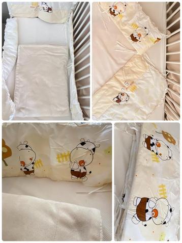 Baby Crib Bumper/Bedbumper&Boxmobile(boerderijkoe/dieren) beschikbaar voor biedingen