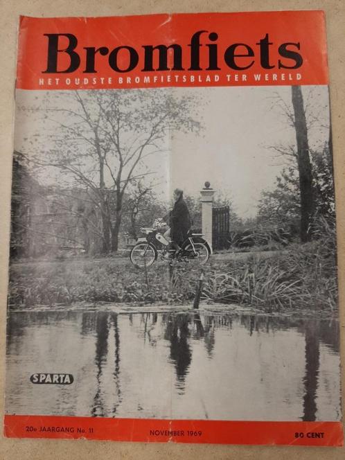 Blad bromfiets Nov 1969, Fietsen en Brommers, Handleidingen en Instructieboekjes, Ophalen of Verzenden