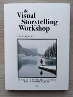 Boek De visual storytelling workshop, Fotografie algemeen, Ophalen of Verzenden, Zo goed als nieuw, Finn Beales
