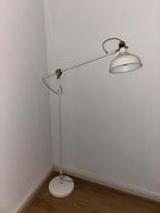 Vloerlamp IKEA, Huis en Inrichting, Lampen | Vloerlampen, Ophalen, Zo goed als nieuw