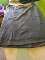 Grijze rok maat 42, Kleding | Dames, Ophalen of Verzenden, Zo goed als nieuw, Knielengte, Grijs