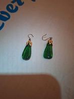 Oorbellen, Handtassen en Accessoires, Oorbellen, Hangers, Ophalen of Verzenden, Groen, Glas