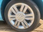 Vw Up facelift >2017 high zomerset 15” + 2 nieuwe voorbanden, Ophalen, All Season, Velg(en)