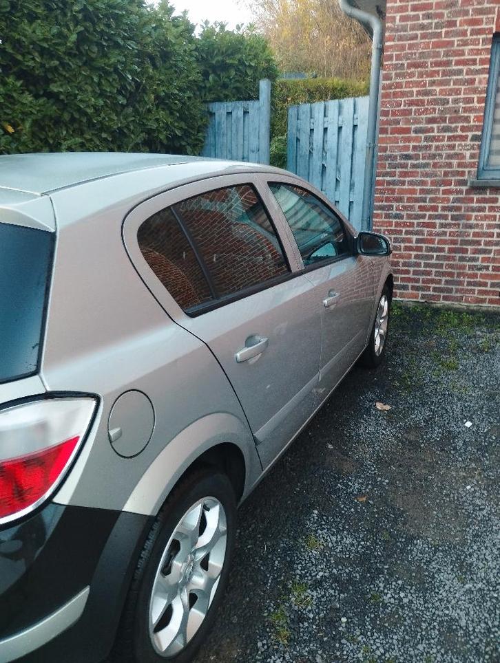 Opel ASTRA 1350 euro, Auto's, Opel, Bedrijf, Astra, ABS, Airbags, Centrale vergrendeling, Climate control, Electronic Stability Program (ESP)