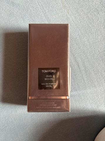 Parfum beschikbaar voor biedingen