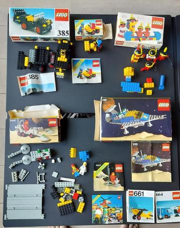 Diverse Lego onderdelen / handleidingen / Lego dozen beschikbaar voor biedingen