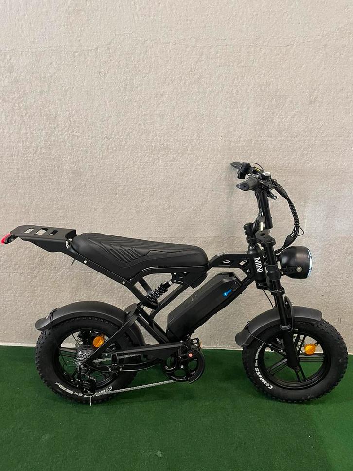 Nieuwe V20 mini kinder fatbike ik grijs of zwart, Fietsen en Brommers, Fietsen | Kinderfietsjes, Nieuw, Ophalen