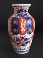 Petit vase avec panse polylobée - Japon, Fin ère Meiji,