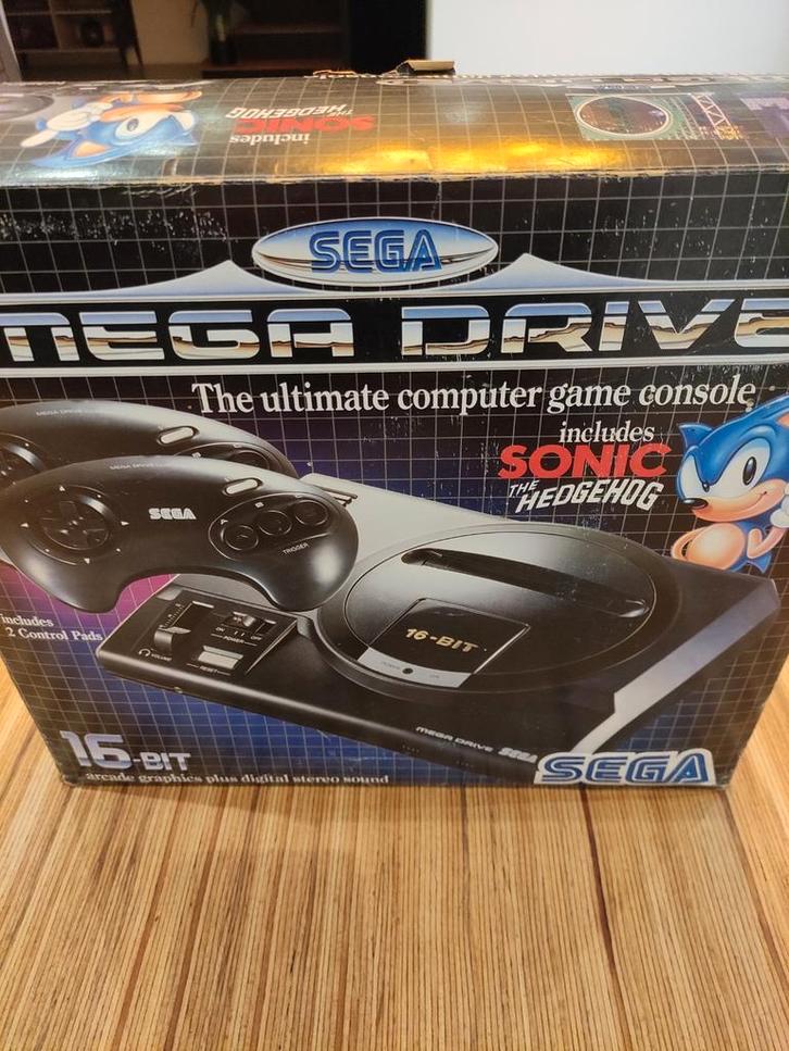 Sega Megadrive Pack Sonic, Games en Spelcomputers, Spelcomputers | Sega, Gebruikt, Mega Drive, Met 2 controllers, Met games, Ophalen of Verzenden