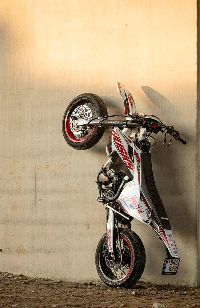 Supermoto FE501, Motos, Motos | Husqvarna, Particulier, SuperMoto, plus de 35 kW, 1 cylindre, Permis Moto A2 minimum, Enlèvement