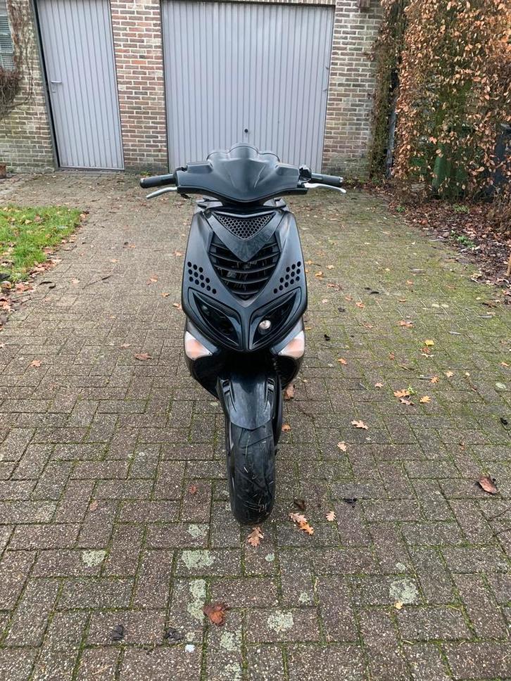 Peugeot speedfight 2 met motorisch probleem, Fietsen en Brommers, Scooters | Piaggio, Gebruikt, Klasse A (25 km/u), Ophalen