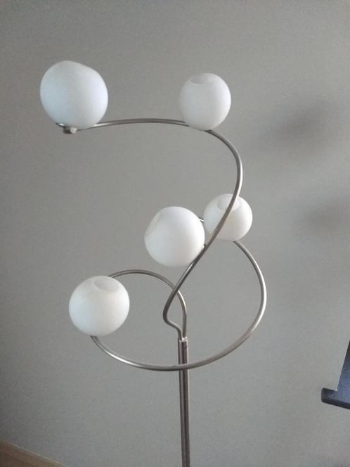 Vloerlamp, Huis en Inrichting, Lampen | Vloerlampen, Zo goed als nieuw, 100 tot 150 cm, Kunststof, Ophalen