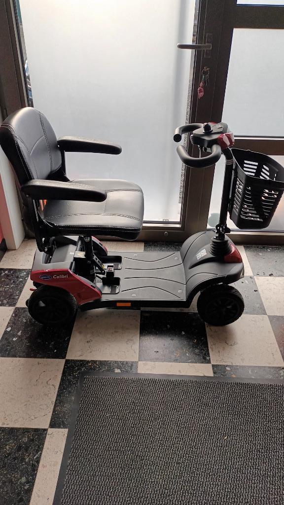 Scootmobiel Invacare Colibri rood, Diversen, Brommobielen en Scootmobielen, Zo goed als nieuw, Invacare, Ophalen
