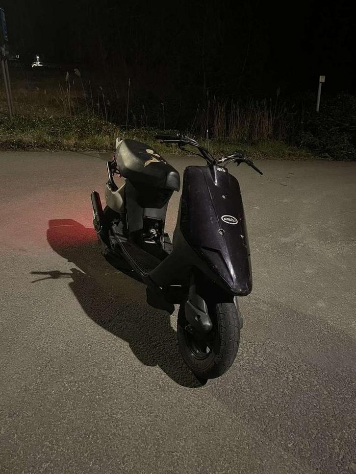 Aprilia LX 50cc, Vélos & Vélomoteurs, Scooters | Aprilia, Utilisé, Autres modèles, Classe B (45 km/h), Deux-temps, Enlèvement