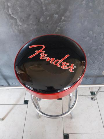 Tabouret fender beschikbaar voor biedingen