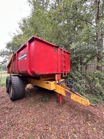 Dumper schuitemaker 10 ton beschikbaar voor biedingen