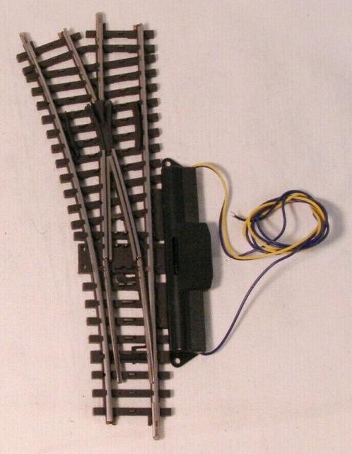 2262 MARKLIN HO -1 x Electromagnetische Wissel bocht 22/Aig, Hobby en Vrije tijd, Modeltreinen | H0, Zo goed als nieuw, Rails