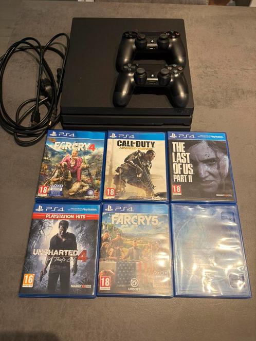 PS4 pro (1TB) + 2 controllers + 6 games, Games en Spelcomputers, Spelcomputers | Sony PlayStation 4, Gebruikt, Pro, Ophalen of Verzenden