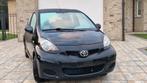 Tl aygo export motor en boite zeer goed,carossrrieschade, Auto's, Euro 5, Zwart, Radio, Zwart