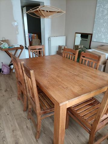 table de salle à manger avec rallonges, six chaises, Utilisé