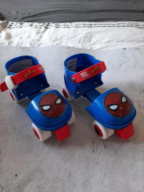 Patins à roulettes Spiderman avec ensemble de protection, ta, Enfants & Bébés, Jouets | Extérieur | Patins à roulettes, Utilisé