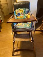 Ancienne chaise d'enfant ;très pratique en bois, Enlèvement