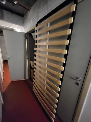 1 persoonbed  beschikbaar voor biedingen