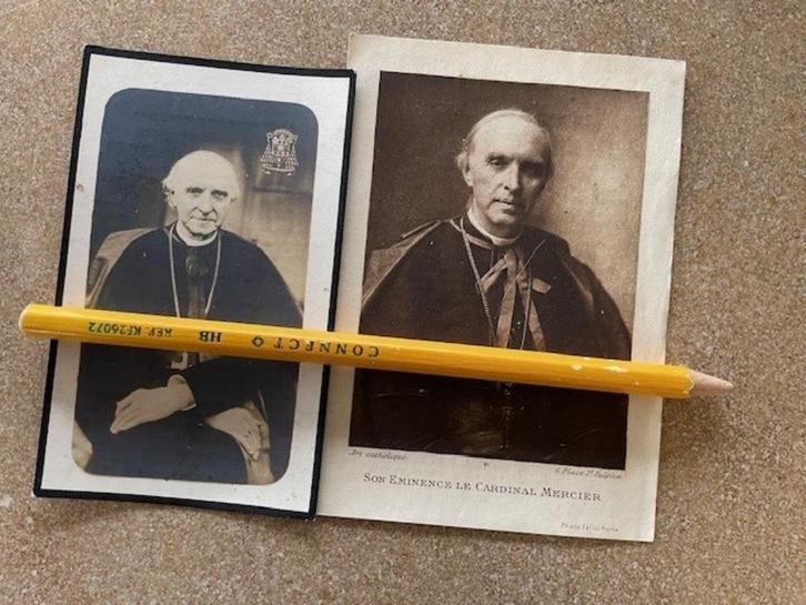 2 BP's AARTSBISSCHOP KARDINAAL Désiré MERCIER 1851, Verzamelen, Bidprentjes en Rouwkaarten, Bidprentje, Ophalen of Verzenden