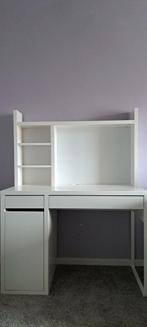 Micke bureau IKEA + opbouwstuk, Huis en Inrichting, Bureaus, Ophalen, Zo goed als nieuw, Bureau