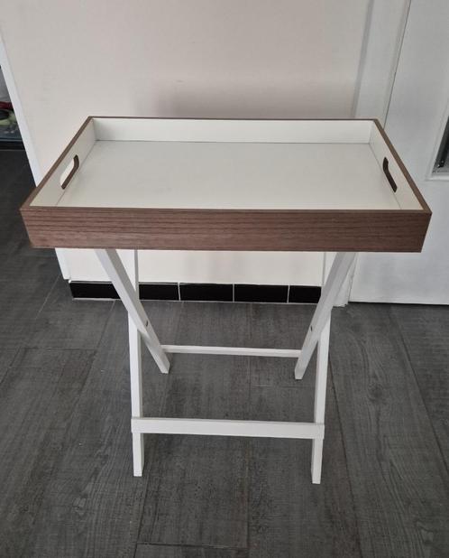 Bijzettafel - uitneembaar dienblad, Huis en Inrichting, Tafels | Bijzettafels, Zo goed als nieuw, Rechthoekig, 60 cm of meer, Minder dan 55 cm