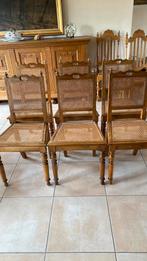 Antieke stoelen., Ophalen