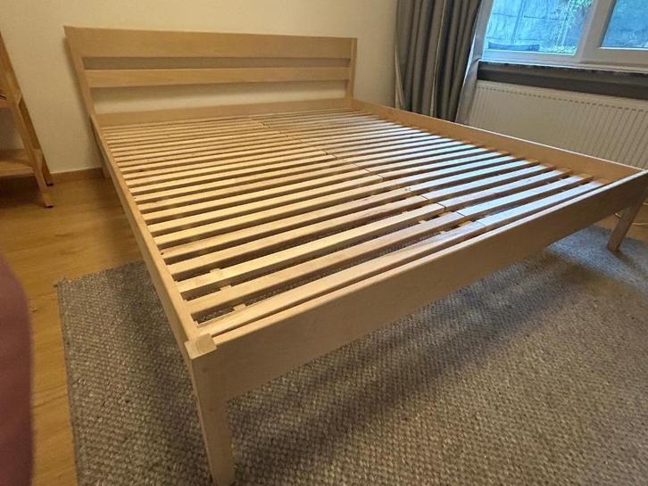 Berk houten bed frame (180x200) + lattenbodem - Tweepersoons, Huis en Inrichting, Slaapkamer | Bedden, Zo goed als nieuw, Tweepersoons