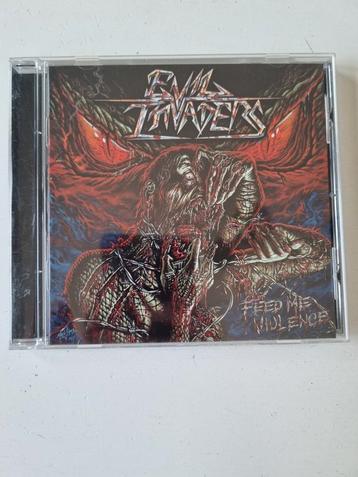 Gesigneerde CD - Evil Invaders  beschikbaar voor biedingen