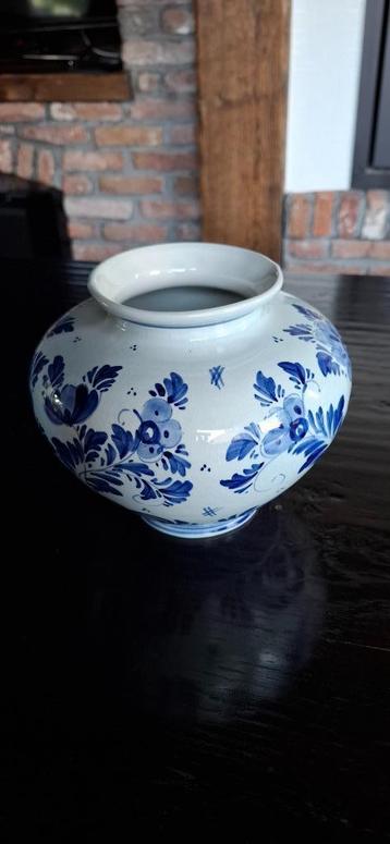 Delftse vaas - geschilderd met de hand beschikbaar voor biedingen