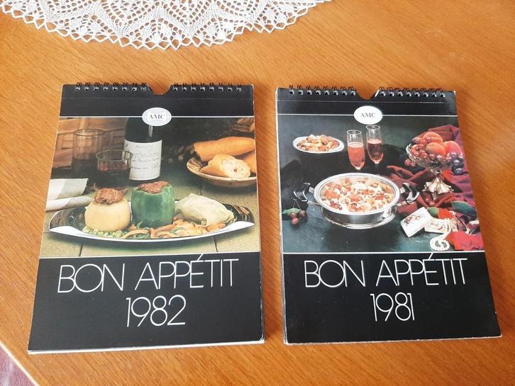 AMC Bon Appétit keukenkalenders 1981 & 1982, Boeken, Kookboeken, Zo goed als nieuw, Ophalen of Verzenden
