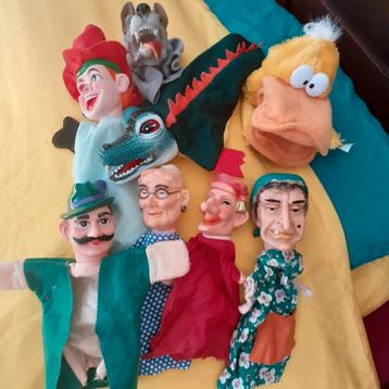 Retro handpoppen poppenkastpoppen  beschikbaar voor biedingen