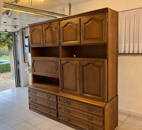 Mooie wandkast, Huis en Inrichting, Kasten | Wandmeubels, Ophalen