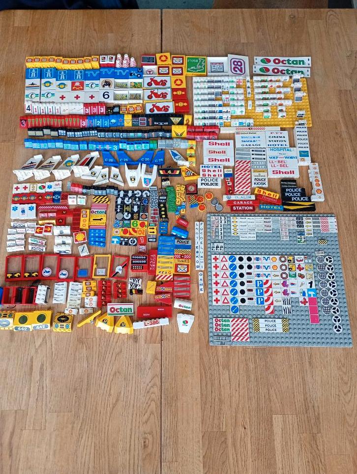 Lot de briques imprimées Lego (anciens ensembles), Enfants & Bébés, Jouets | Duplo & Lego, Utilisé, Lego, Enlèvement ou Envoi