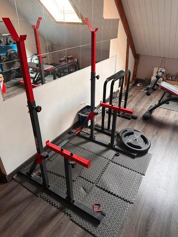 Ensemble equipement fitness body building musculation beschikbaar voor biedingen