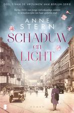 Te Koop Boek SCHADUW EN LICHT Anne Stern, Boeken, Europa overig, Anne Stern, Ophalen of Verzenden, Zo goed als nieuw