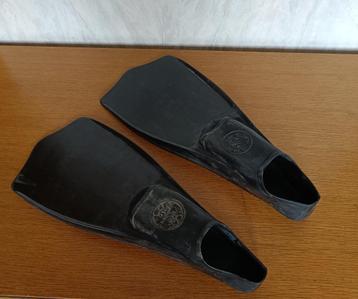 Zwemvliezen/Duikvin "Scubapro" beschikbaar voor biedingen